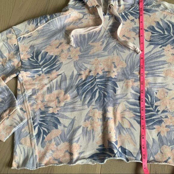 Pastel Tropical Print Cropped Hoodie - Picture 6 of 9